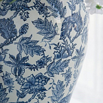Ваза с крышкой и бело-синим цветочным узором Blue & White Ornament  варинант исполнения - 6 | Loft Concept в Твери
