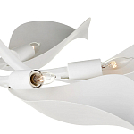 Потолочный светильник с плафонами в виде белых лепестков Delicate Flower варинант исполнения - 1 | Loft Concept в Твери