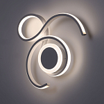 Бра белого цвета с изогнутыми световыми линиями и круглым основанием Luke Lampco Tracer Lamp варинант исполнения - 2 | Loft Concept в Твери