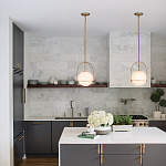 Подвесной светильник с белым плафоном в форме шара в арочной подвеске Hinkley варинант исполнения - 19 | Loft Concept в Твери