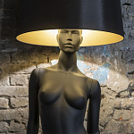 Лампа MANNEQUIN LAMP с абажуром изгибы тела варинант исполнения - 6 | Loft Concept в Твери