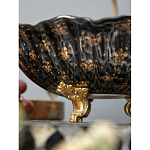 Блюдо черного цвета из фрафора на бронзовых ножках Eden Garden porcelain and bronze варинант исполнения - 5 | Loft Concept в Твери