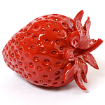 Декоративная статуэтка в виде клубники Strawberry Figurine варинант исполнения - 2 | Loft Concept в Твери