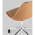 Офисный стул на металлическом основании EGGERY Brown пластик варинант исполнения - 3 | Loft Concept в Твери