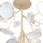 Потолочный светильник с золотыми ветвями и белыми лепестками на круглом рельефном основании Wintery flovers варинант исполнения - 2 | Loft Concept в Твери