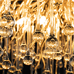 Люстра подвесная с прозрачными стеклянными подвесками в форме капель Диаметр 100 см Droplet Chandelier варинант исполнения - 10 | Loft Concept в Твери