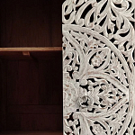 Шкаф с орнаментом ручная резьба из дерева Indian Antique Furniture  варинант исполнения - 3 | Loft Concept в Твери