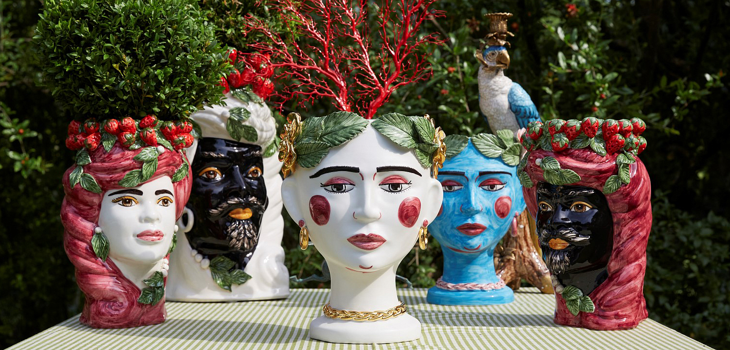 Ваза VASE STRAWBERRIES HEAD MAN BIG Red Ваза VASE STRAWBERRIES HEAD MAN BIG Red - Loft-Concept в Твери