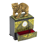 Часы настольные с декором в виде медведя и выдвижным ящиком из натурального камня Змеевик Bear Stone Clock варинант исполнения - 3 | Loft Concept в Твери