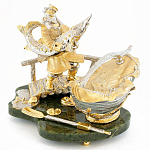 Икорница с ложкой с декором "Дед с осетром" с гравировкой на подставке из натурального камня Нефрит Decorative Cavair Dishes варинант исполнения - 1 | Loft Concept в Твери