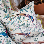 Подушка декоративная с изображением птицы в саду Beige Chinoiserie Birds in the Garden Cushion варинант исполнения - 2 | Loft Concept в Твери