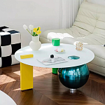 Дизайнерский журнальный стол с круглой белой столешницей на 3-х геометрических ножках Tajefox варинант исполнения - 2 | Loft Concept в Твери