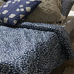 Постельное белье темно-синего цвета с рисунком Blossom Essence Sophie варинант исполнения - 8 | Loft Concept в Твери