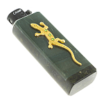 Зажигалка газовая из натурального камня Офиокальцит с декоративной металлической вставкой в виде ящерицы Metal Stone Lighters варинант исполнения - 3 | Loft Concept в Твери