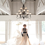 Люстра бронзового цвета с бежевыми абажурами из органзы в классическом стиле Hinkley варинант исполнения - 3 | Loft Concept в Твери