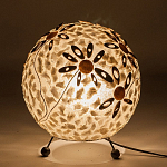 Настольная лампа из перламутра на металлическом каркасе Indonesian Ball варинант исполнения - 4 | Loft Concept в Твери
