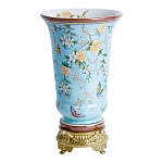 Ваза из голубого фарфора с бронзовыми элементами Blue Garden варинант исполнения - 1 | Loft Concept в Твери