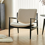 Кресло с каркасом и ножками из древесины и мягкими сиденьем и спинкой Venice варинант исполнения - 3 | Loft Concept в Твери