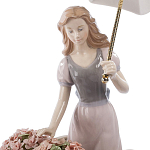 Статуэтка фарфоровая Девушка с цветами Charming Statuette варинант исполнения - 1 | Loft Concept в Твери