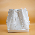 Кашпо в виде сумки  Bag Vase White Louis варинант исполнения - 3 | Loft Concept в Твери