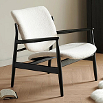 Кресло с каркасом и ножками из древесины и мягкими сиденьем и спинкой Venice варинант исполнения - 2 | Loft Concept в Твери