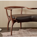 Кушетка с деревянным каркасом и сиденьем из коричневой натуральной кожи Moon Walnut Furniture варинант исполнения - 1 | Loft Concept в Твери