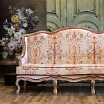 Трехместный диван из массива бука бежевый с растительным орнаментом Raffael Renaissance Beige Sofa варинант исполнения - 10 | Loft Concept в Твери