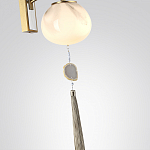 Бра с шарообразным плафоном из белого стекла с подвеской из камня Agatelle варинант исполнения - 5 | Loft Concept в Твери