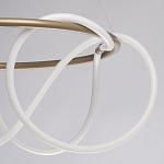 Люстра подвесная круглая золотого цвета с белыми изогнутыми световыми линиями Luke Lampco Tracer Lamp варинант исполнения - 6 | Loft Concept в Твери