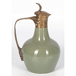 Кувшин зеленого цвета из фарфора с бронзовой крышкой и изогнутой ручкой Eden Garden porcelain and bronze варинант исполнения - 1 | Loft Concept в Твери