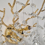 Бра золотого цвета с декоративными ветвями и прозрачными подвесками в форме листьев Droplet Chandelier варинант исполнения - 4 | Loft Concept в Твери