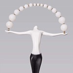 Торшер черно-белая статуэтка Девушка Girl Carries Light Balls варинант исполнения - 2 | Loft Concept в Твери