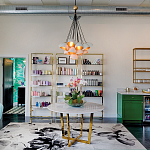 Люстра с 15-ю белыми  плафонами с золотой внутренней поверхностью Hinkley варинант исполнения - 4 | Loft Concept в Твери