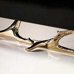 Дизайнерский комод чёрный глянцевый с основанием в виде золотых ветвей Meta Credenza  варинант исполнения - 2 | Loft Concept в Твери