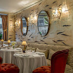 Обои ручная роспись Fishes Blue Pearl on Tarnished Silver gilded silk with pearlescent antiquing варинант исполнения - 7 | Loft Concept в Твери