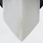 Бра черного цвета металлическое с вертикальным плафоном из алебстра Alora варинант исполнения - 3 | Loft Concept в Твери