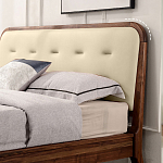 Кровать двуспальная с каркасом из дерева и мягким изголовьем Moon Walnut Bed варинант исполнения - 2 | Loft Concept в Твери