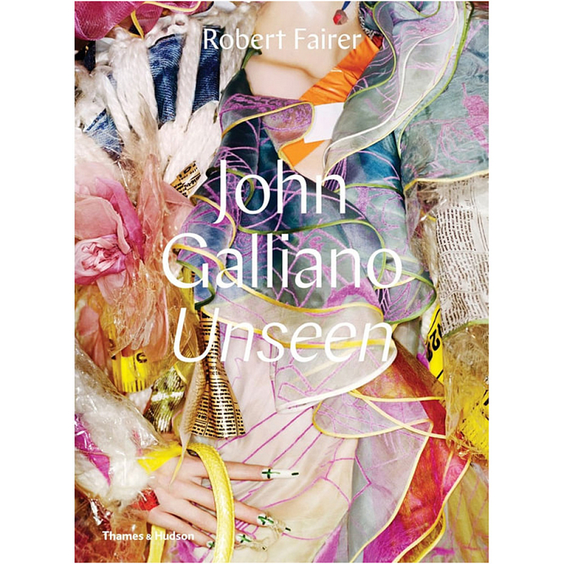 John Galliano: Unseen John Galliano: Unseen в Твери | Loft Concept