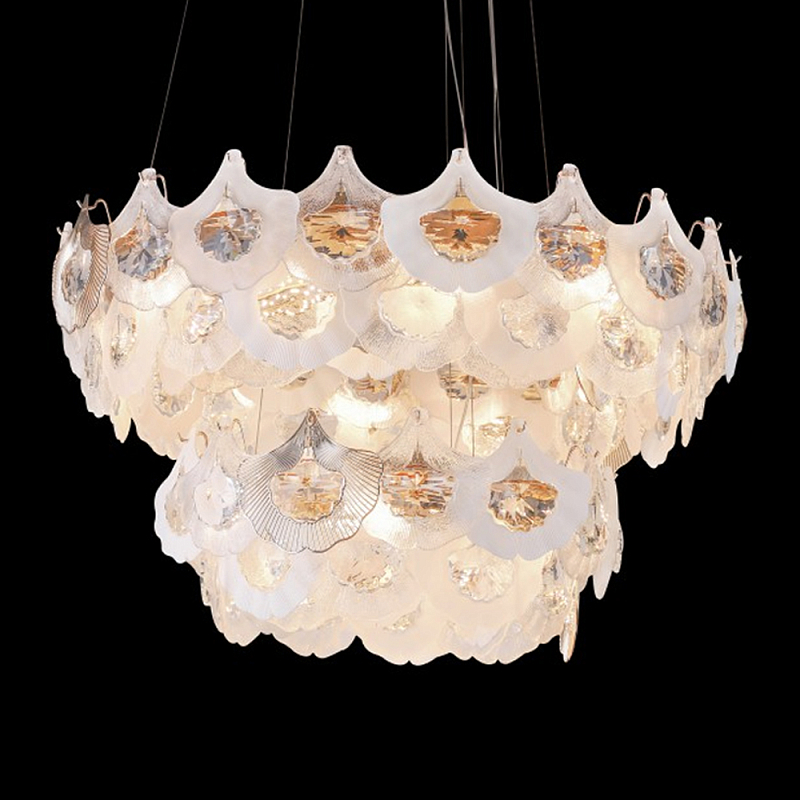 Люстра с многослойными элементами в виде лепестков Embodiment Золотой Прозрачный в Твери | Loft Concept 
