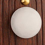 Настенный светильник с деревянным резным основанием Wood Wall Lamp варинант исполнения - 2 | Loft Concept в Твери