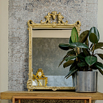 Зеркало настенное в раме бежевого цвета с эффектом старины Classic Ornament Mirror варинант исполнения - 2 | Loft Concept в Твери