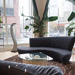 Дизайнерский журнальный стол в виде раковины с жемчужиной под прозрачной столешницей Fahin варинант исполнения - 4 | Loft Concept в Твери