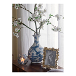 Ваза с мотивами цветущего сада с попугаями Blue Vase Inspired by Nature варинант исполнения - 7 | Loft Concept в Твери