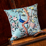 Подушка декоративная с изображением птицы в саду Chinoiserie Bird in the Garden Cushion варинант исполнения - 2 | Loft Concept в Твери