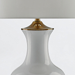 Настольная лампа белого цвета с фарфоровым основанием и латунными акцентами и тканевым абажуром Currey & Company варинант исполнения - 3 | Loft Concept в Твери