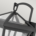 Настенный фонарь черного цвета с прозрачным стеклянным плафоном трапециевидной формы Hinkley варинант исполнения - 8 | Loft Concept в Твери