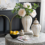 Ваза с золотыми полосами на белом фоне Chinoiserie Ceramics варинант исполнения - 3 | Loft Concept в Твери