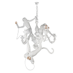 Люстра с тремя фигурами обезьян с лампочками в руках белого цвета Hanging Monkey варинант исполнения - 1 | Loft Concept в Твери