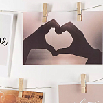 Рамка для фото с подсветкой c 6-ю деревянными прищепками в комплекте Photo Backlight варинант исполнения - 4 | Loft Concept в Твери