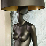 Лампа MANNEQUIN LAMP с абажуром модельный позинг варинант исполнения - 4 | Loft Concept в Твери